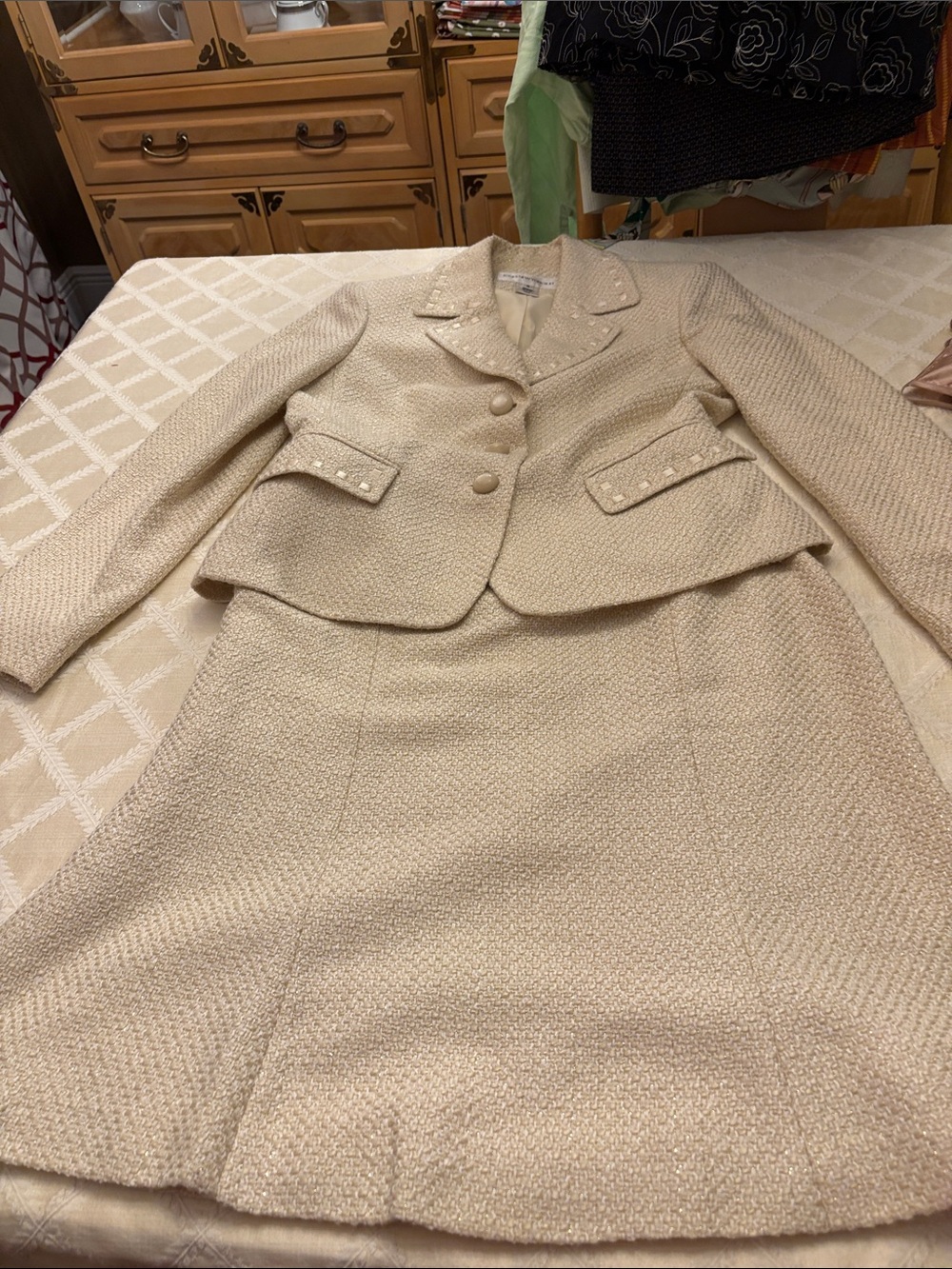 Vintage Jones New York Cream Tweed Women's Suit